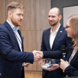 16422267_1300121776713734_2634487382881354117_o